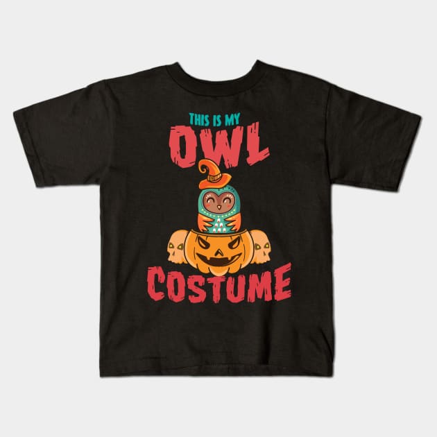 CUTE OWL HALLOWEEN COSTUME Kids T-Shirt by savariya